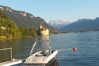 Rental Motorboat BAYLINER 185 FLIGHT SERIES Montreux