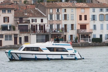Rental Houseboats Standard Cirrus A Jarnac