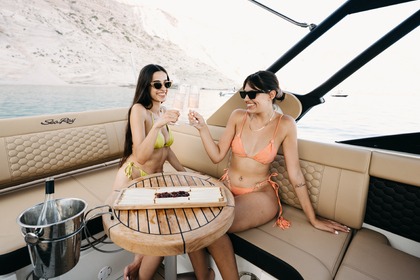 ❖ Milos: Luxury Private Cruise—Kleftiko Sarakiniko Poliegos