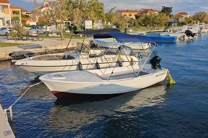 Miete Motorboot Vega 450 Općina Nin