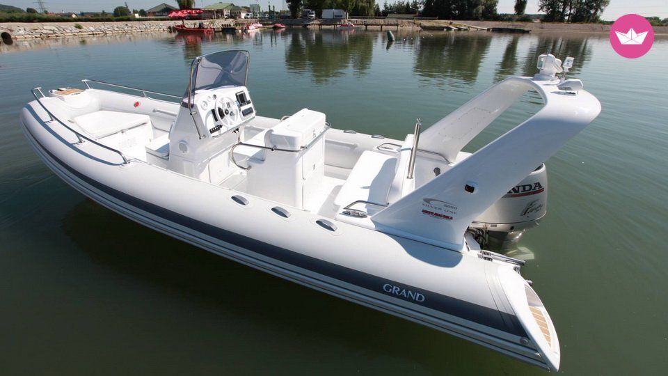 Bateau à moteur GRANDE 650 150HP 150cv 3