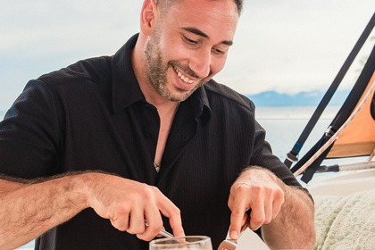 Our rates are for 2 guests! Extra person $180