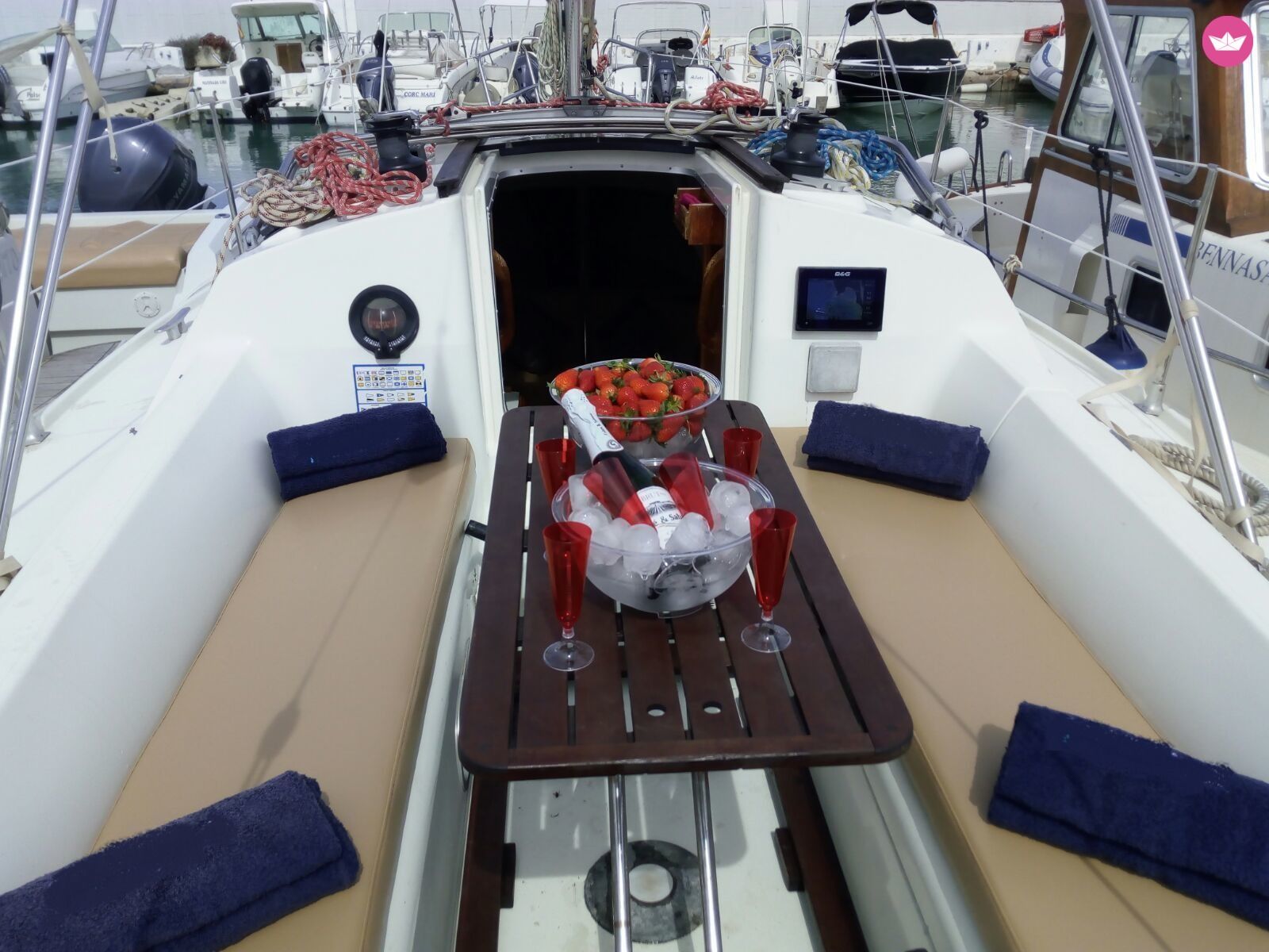 Charter sailboat in Ibiza  