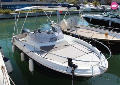 Location Bateau à moteur Jeanneau Cap Camarat 5.5 Mandelieu-la-Napoule