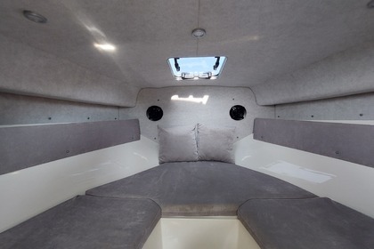 Łódź motorowa Escapade 600