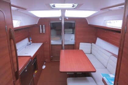Hyra båt Segelbåt Dufour Yachts Dufour 382 GL - 3 cab. Elba