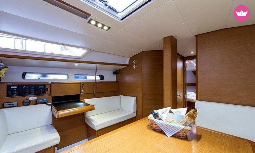 Noleggio Jeanneau Sun Odyssey 439