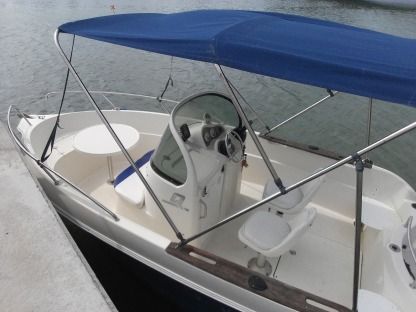 Charter Motorboat Quicksilver Commander 550 Vannes