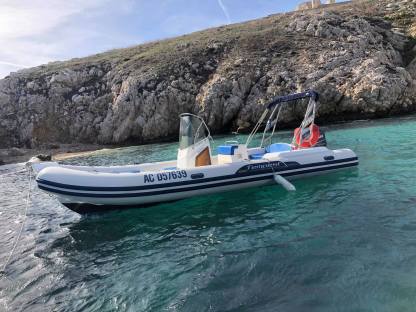 Czarter Ponton RIB Capelli Tempest Marsylia