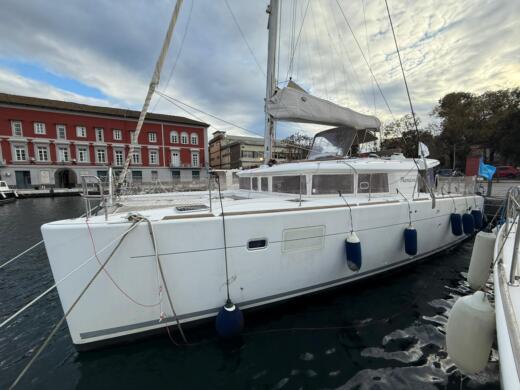 Lagoon 450F