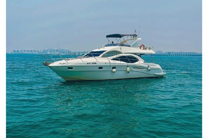 Charter Motorboat 24 - 16 MT 2 CABINS MAJESTY 53 FT 2007 Dubai