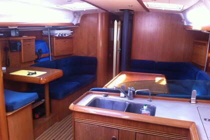Noleggio Barca a vela JEANNEAU SUN ODYSSEY 43 Saint-Mandrier-sur-Mer