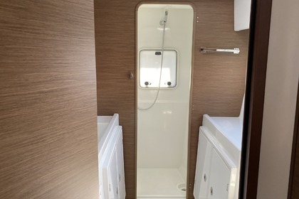 Catamarán Lagoon 42  Full Equipe (2018)