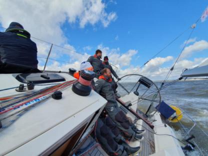 Charter Sailboat Elan Elan 410 Pärnu