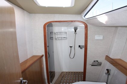 Island Spirit 38 - Island Breeze