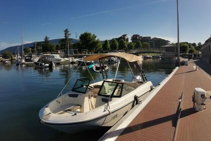 Noleggio Barca a motore Bayliner Élément 7 Aix-les-Bains