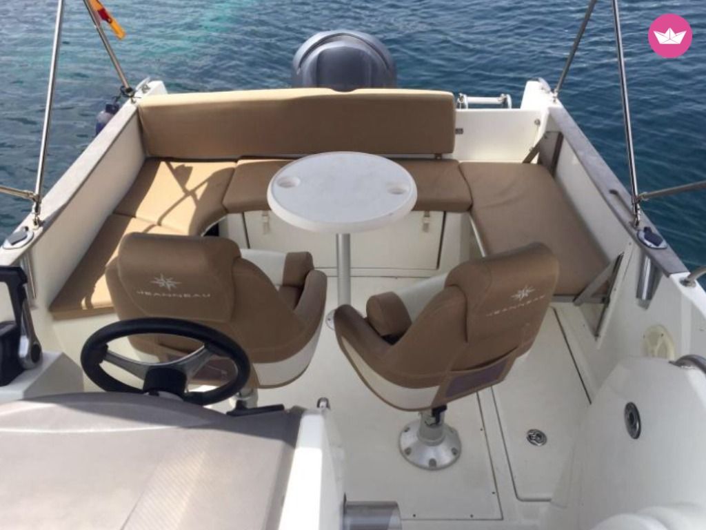 Аренда Моторное судно Jeanneau Cap Camarat 7.5 Задар