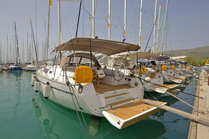 Rental Sailboat BAVARIA CRUISER 46 Trogir