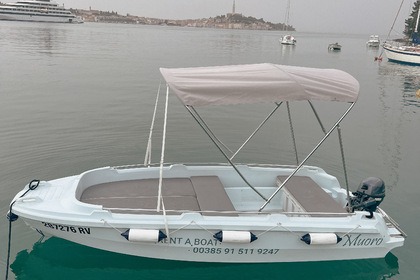 Rental Motorboat Roto withaut licence 450 Rovinj