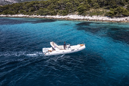 Miete RIB AQUAMAX B 23 F Hvar