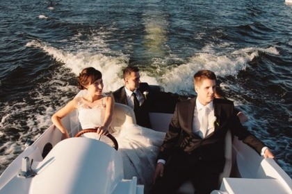 VIVA 606 CABIN - wygodna motorówka na Mazurach