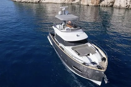 Verhuur Motorjacht Azimut Magellano 53 fly Castellammare di Stabia