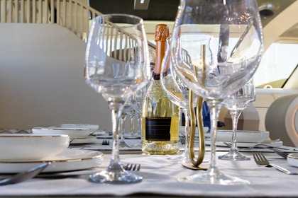 Soaris Aicon 82 - Sail the dream. Live the experience.