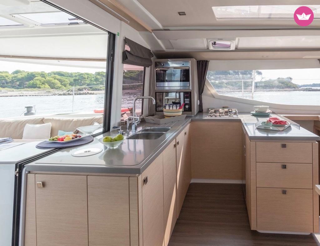 Catamaran ALL INCLUSIVE HELIA 44 13.2m 5