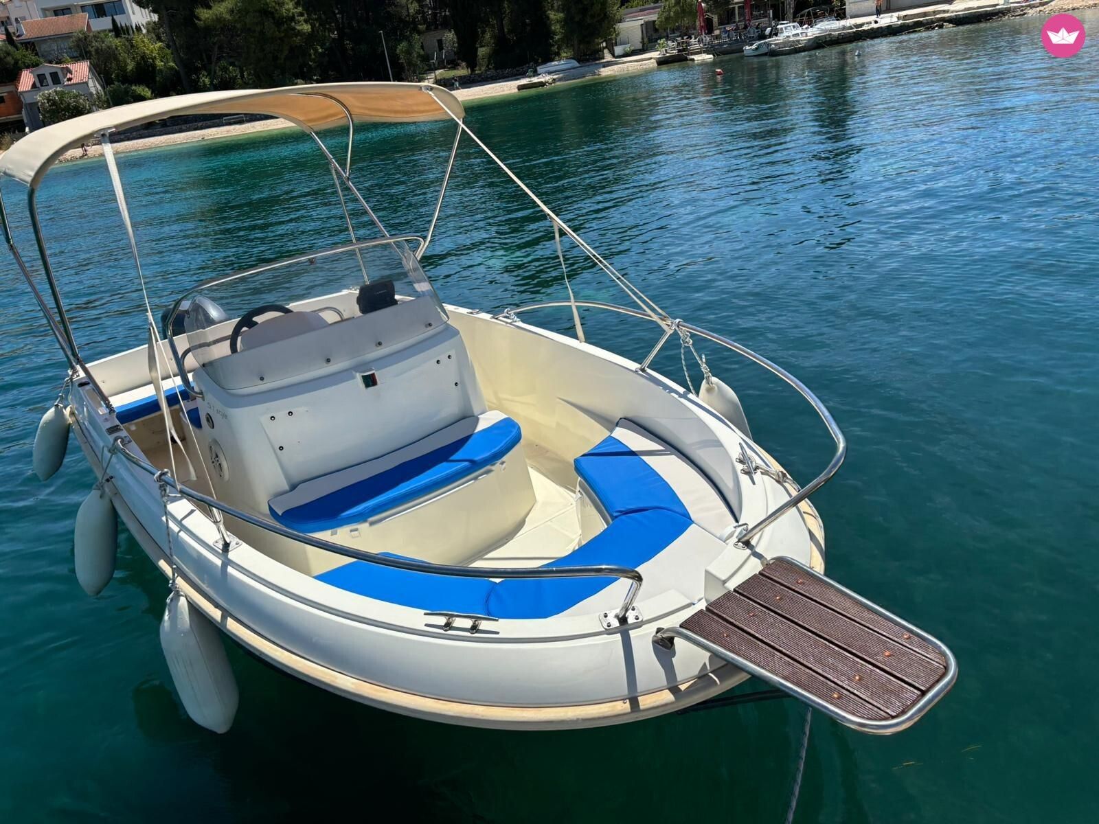Bateau sans permis Janneau Cap camarat 60cv