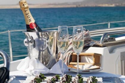 Alquiler de yate de lujo transoceánico.