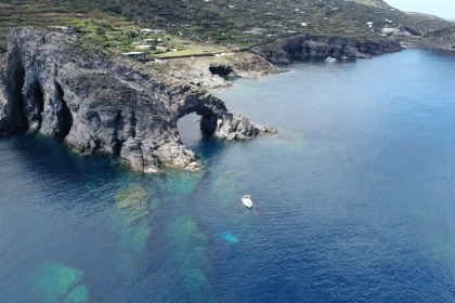 Rental Boat without license  Bluline 19 FT Pantelleria