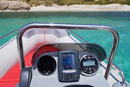 GLOEDNIEUWE RIB 5MT, JE RIJDT MET 40PK MOTOR