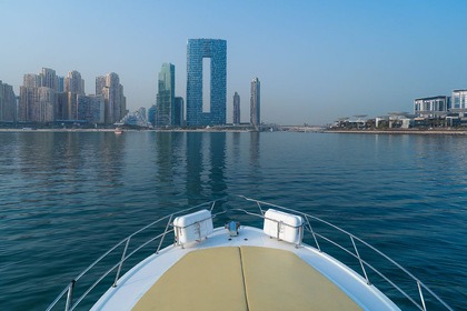 Explore Dubai on New Luxury 50ft Yacht best offer in Dubai Marina for up to 12 guest