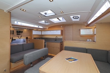 Hyra båt Segelbåt Dufour Yachts Dufour 470 - 3 cab. Sukošan
