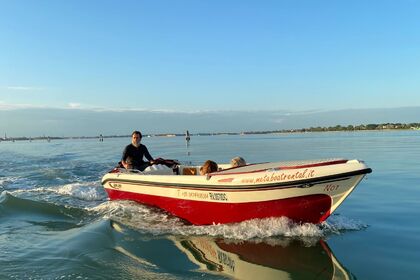 Hire Boat without licence  Consorzio Cantieristica Minore Veneziana Topetta Bacan 6 Venice
