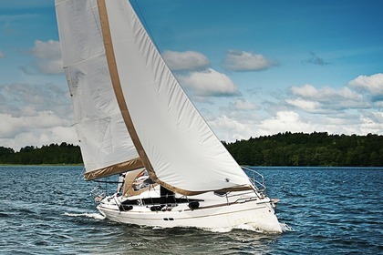 Hire Sailboat Shine 30 Gizycko