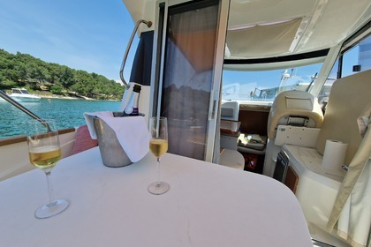 Beneteau Antares 680