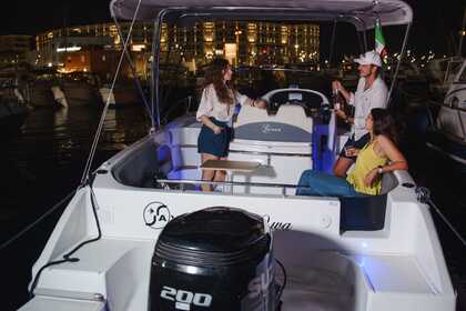 Noleggio Barca a motore Saver 750 W.A. Salerno