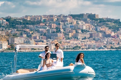 Noleggio Gommone Mirimare Sunrise easy 7 Napoli