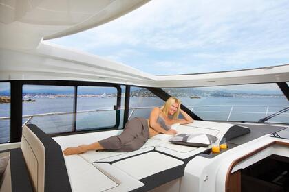 Noleggio Barca a motore Jeanneau Leader 46 Bacoli