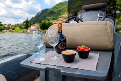 SACS Marine Strider 800