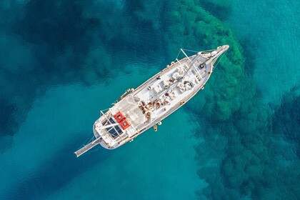 Noleggio Barca a vela Wooden Yacht Classique Rodi
