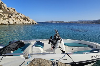 Rental Motorboat Compass 150 Naxos