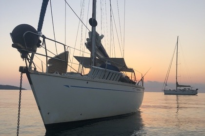 Charter Sailboat Elan Elan 43 Marina di Ragusa