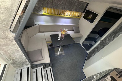 Ferretti 38 Prestige