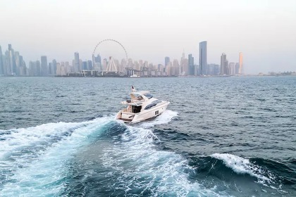 Verhuur Motorjacht Azimut KAMI Dubai