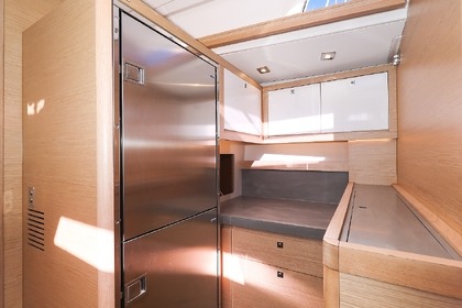 Verhuur Zeilboot Dufour Yachts Dufour 530 - 6 cab. Vodice
