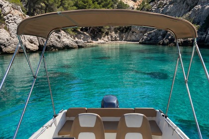 Rental Motorboat Jeanneau Cap Camarat 5.5 Cc Sainte-Maxime