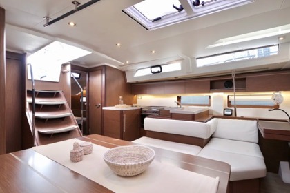 Beneteau Oceanis 51.1