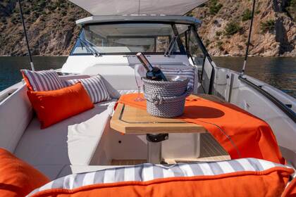 Alquiler de Yate de Lujo Privado en Rodas · Saxdor 400 GTO · Lindos y Symi